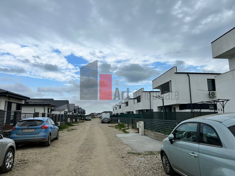 De vanzare  3 loturi de teren in comuna Berceni-Vidra